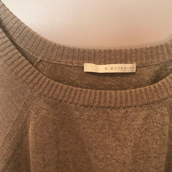 D. Exterior Gold Linen Blend Metallic Gathered Sweater - Picture 7 of 11